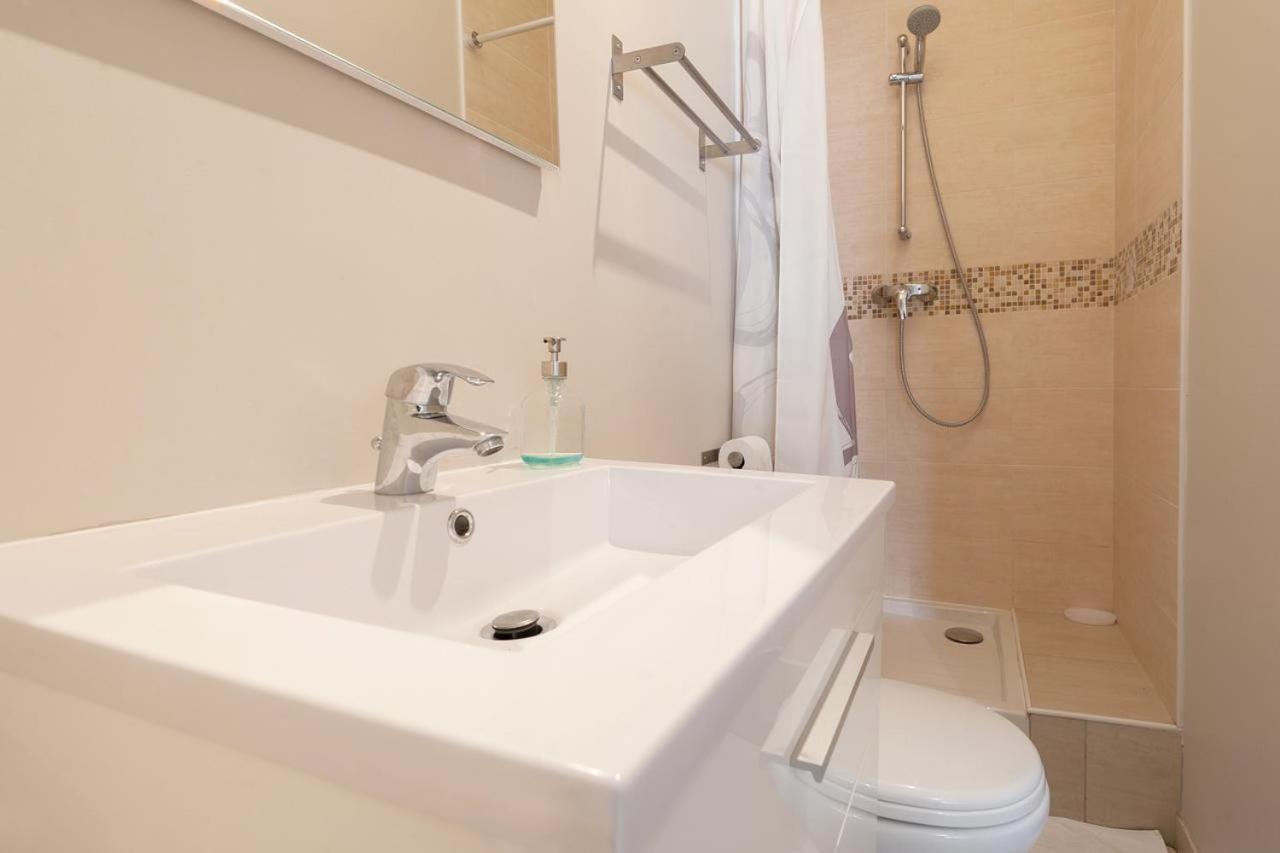 Apartamento Guestready - Charming Studio For 2 Near The Metro Lyon Exterior foto
